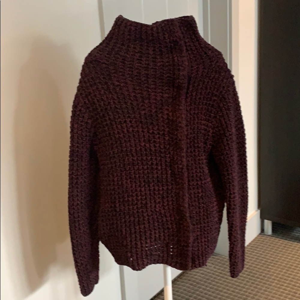 Gap side zipper knit sweater.